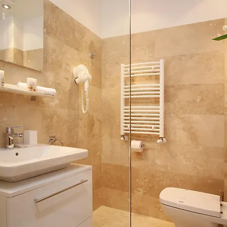 Old Town * بوخارست